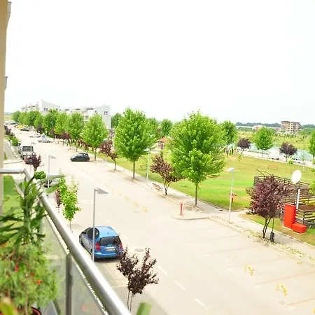 Caella Airport & Therme Apartman *